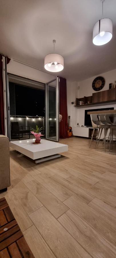 La Maison De Florina Milano Exteriör bild